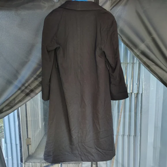 Black Overcoat with Red Lining - Picture 4 of 4